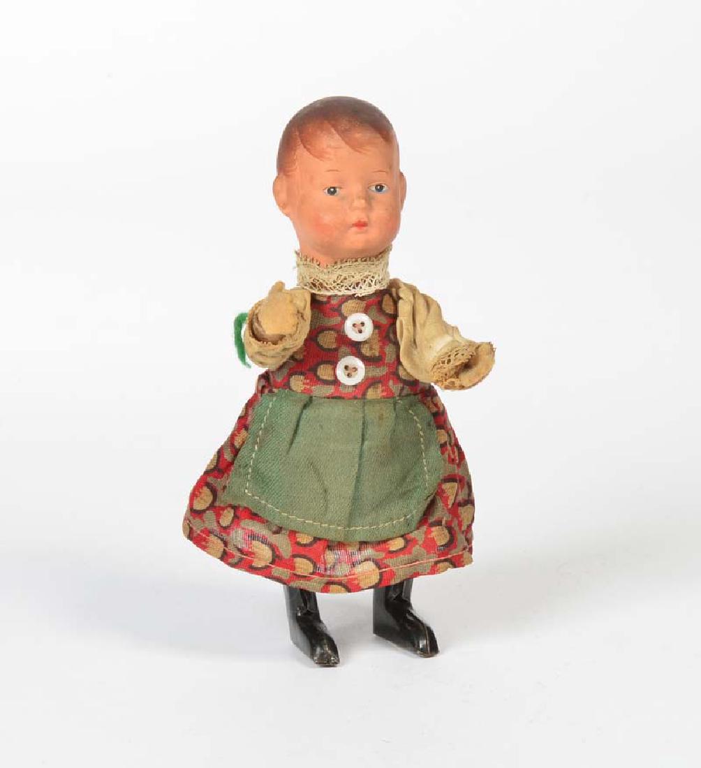 Schuco, Maedchen in Tracht (1 of 1)