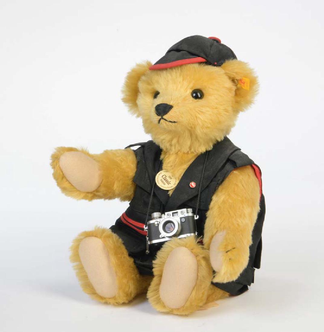 Steiff, Leica-Baer (1 of 1)