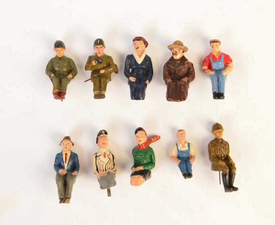 Froeha u.a., 10 sitzende Figuren (1 of 1)