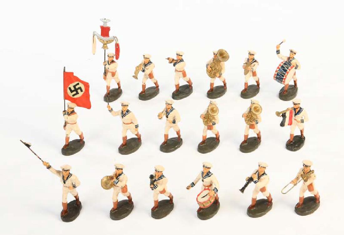 Elastolin, 17 Marinemusiker + Fahnentraeger in (1 of 1)