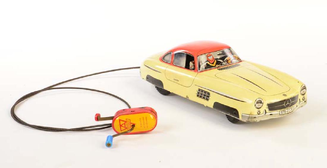 Arnold, Mercedes 300 SL mit Hund (1 of 1)