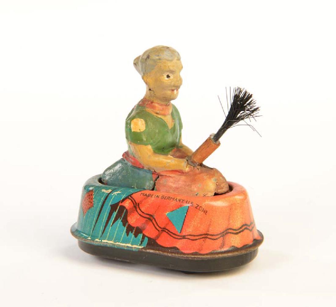 Goeso, Hexe mit Besen (1 of 1)