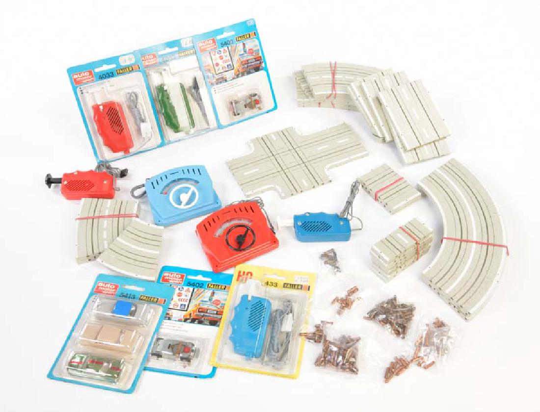 Konvolut Faller, Schienen, Zubehoer etc. (1 of 1)