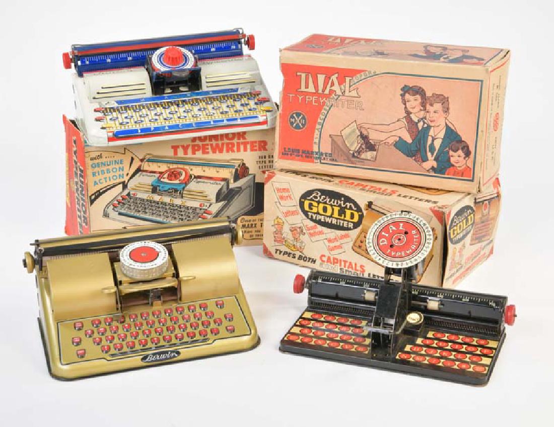 Marx, 3 Schreibmaschinen (1 of 1)