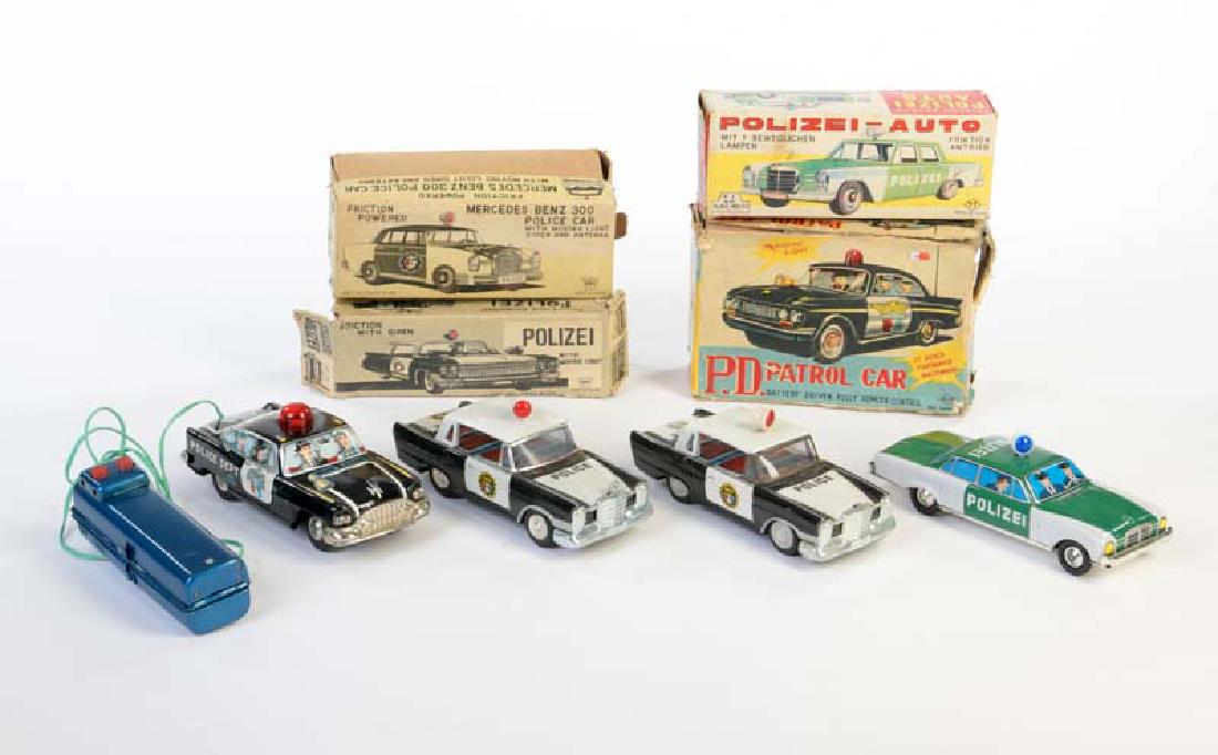 Ichiko, TT + ASC, 4 Polizeiautos (1 of 1)