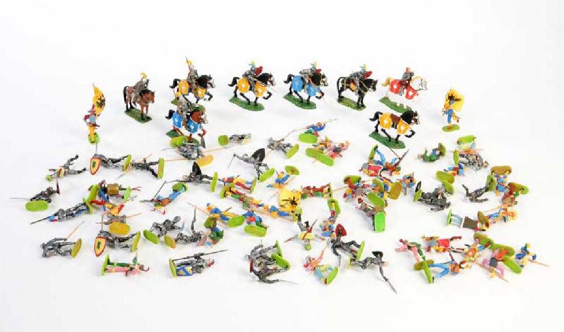 Elastolin, 24 Ritter, 38 Landsknechte + 8 Reiter (1 of 1)