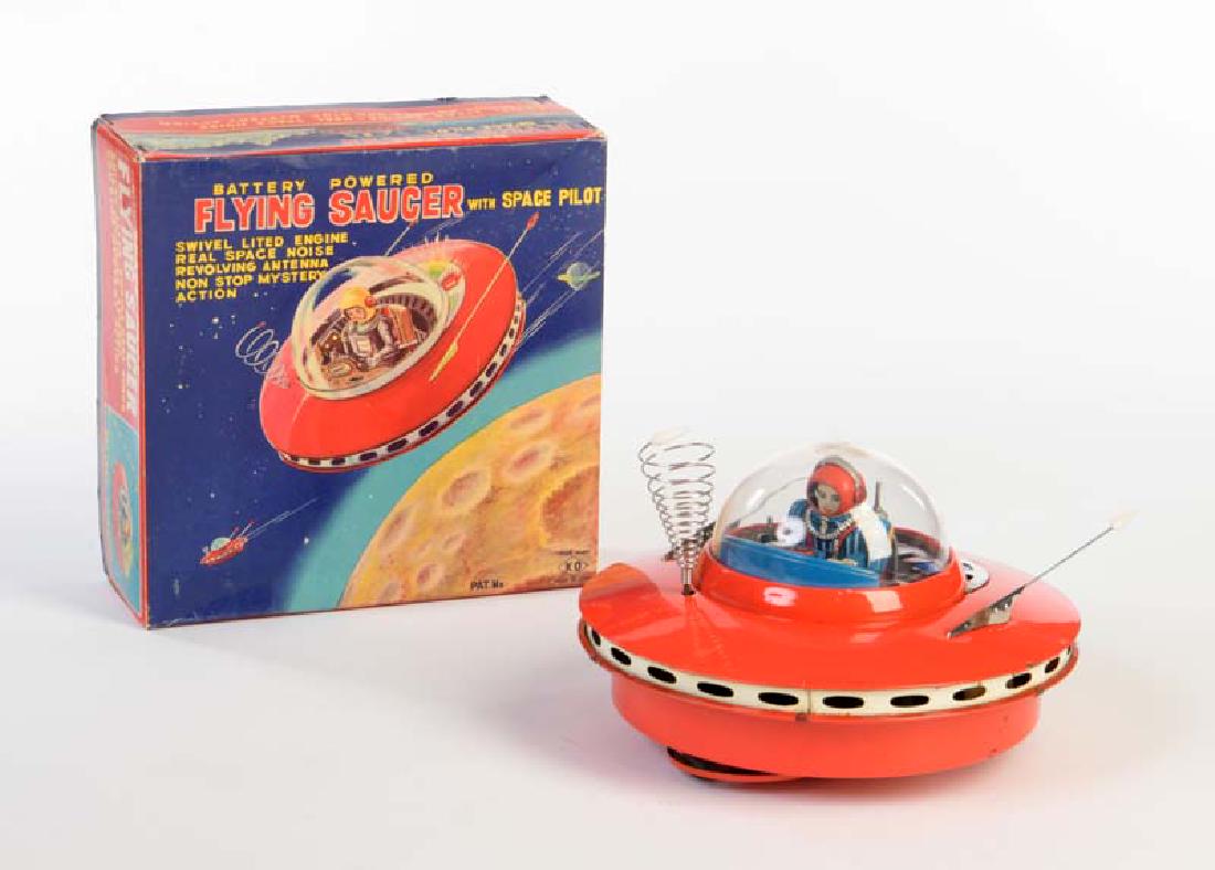 KO Yoshina, Flying Saucer (1 of 1)