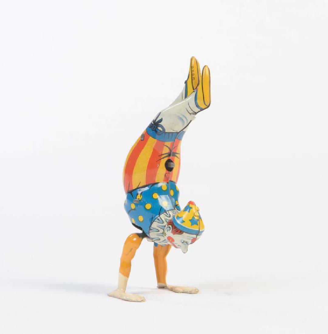 Koehler, Handstand Clown (1 of 1)