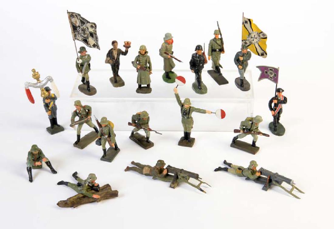 Lineol, Elastolin u.a., 18 Soldaten (Fahnentraeger (1 of 1)