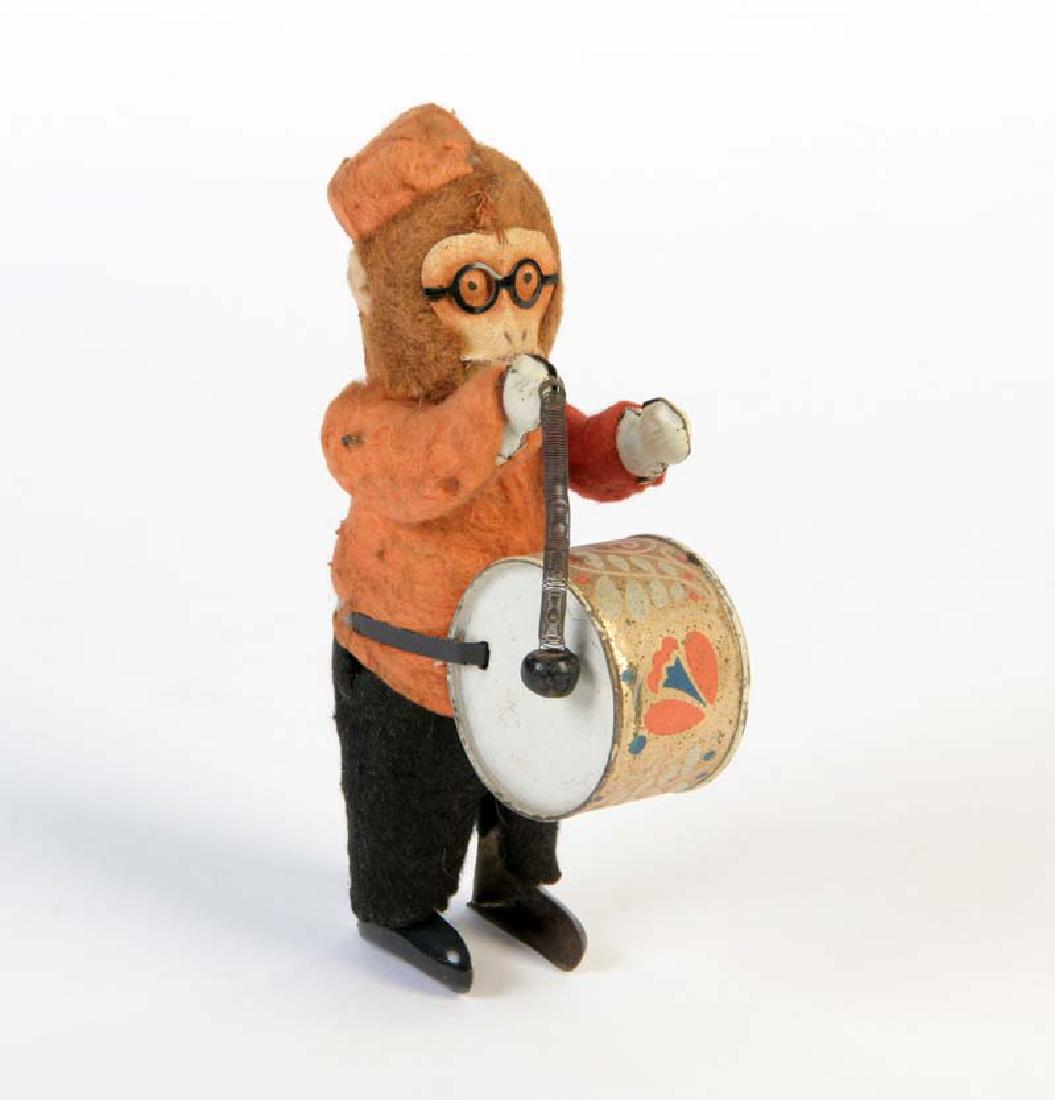 Schuco Nachbau, Schimpanse mit Trommel (1 of 1)