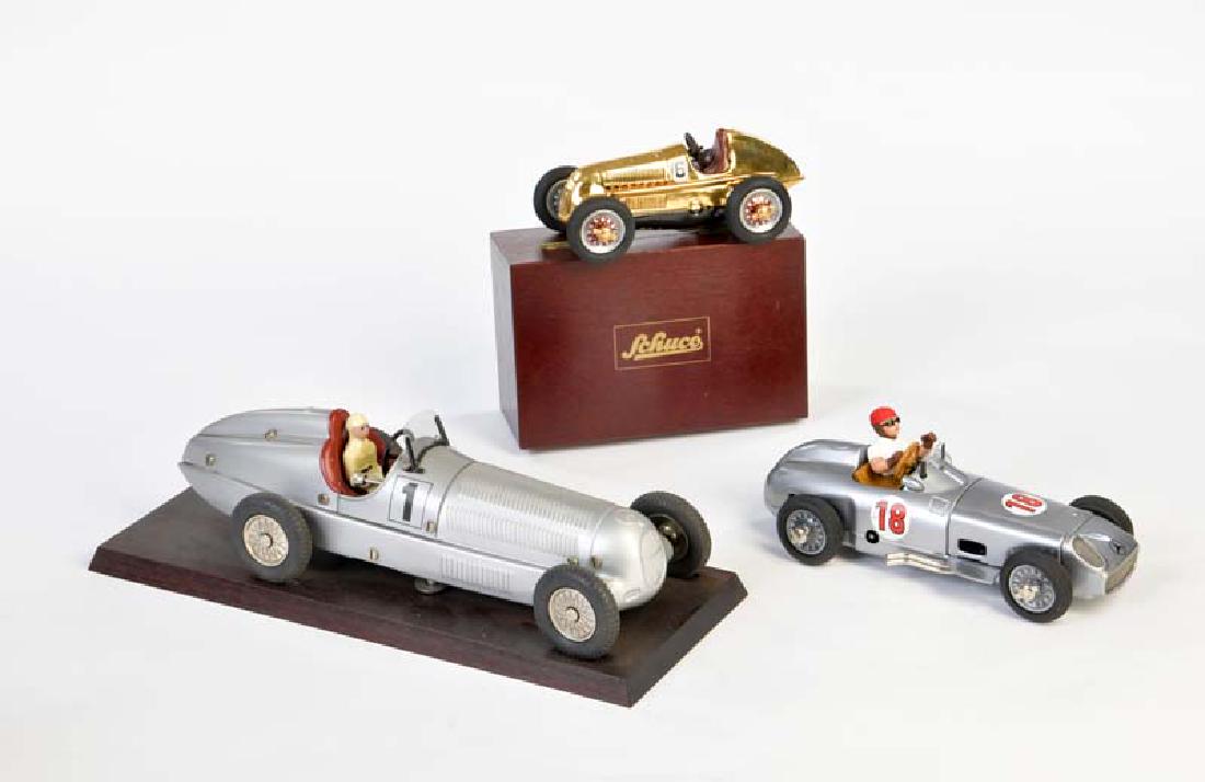 Schuco u.a., Studio Racer golden in Holzbox, Mercedes (1 of 1)