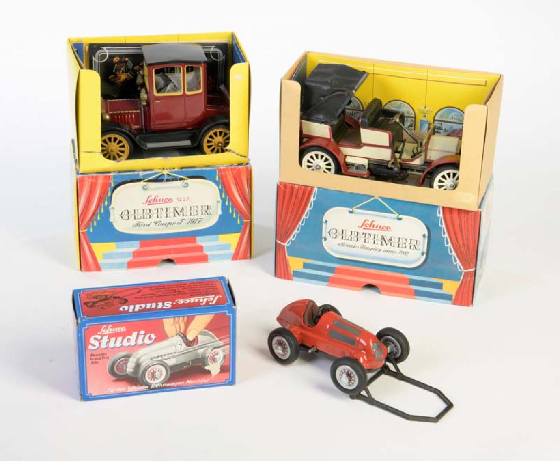 Schuco, 2 Oldtimer + Studio (1 of 1)