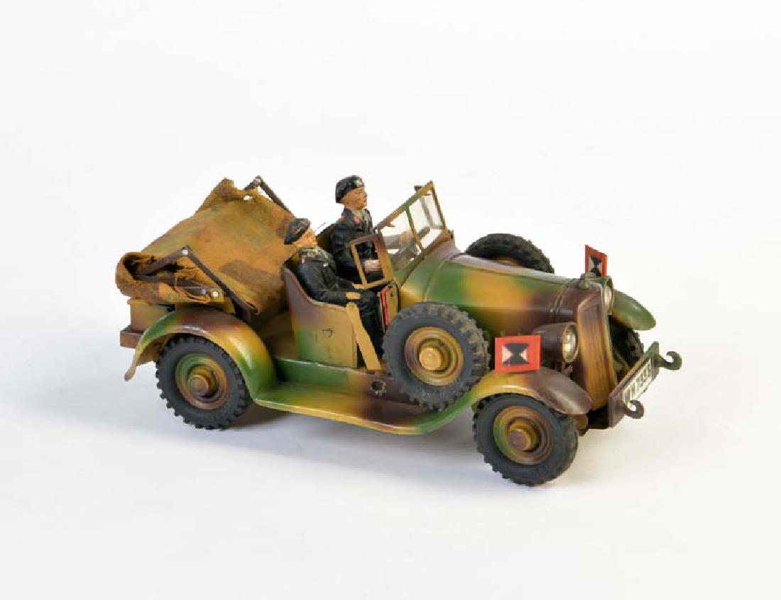 Hausser, Horch Kuebelwagen 7335 mit 2 Soldaten (1 of 1)