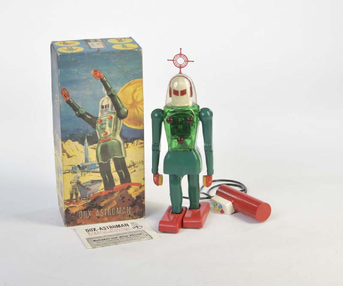 Dux, Astroman (1 of 1)