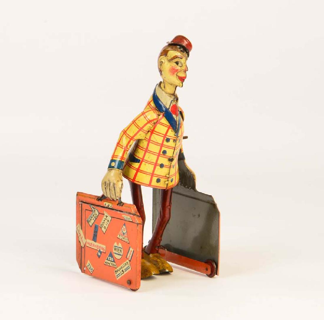 Distler, Mann mit Koffern (1 of 1)