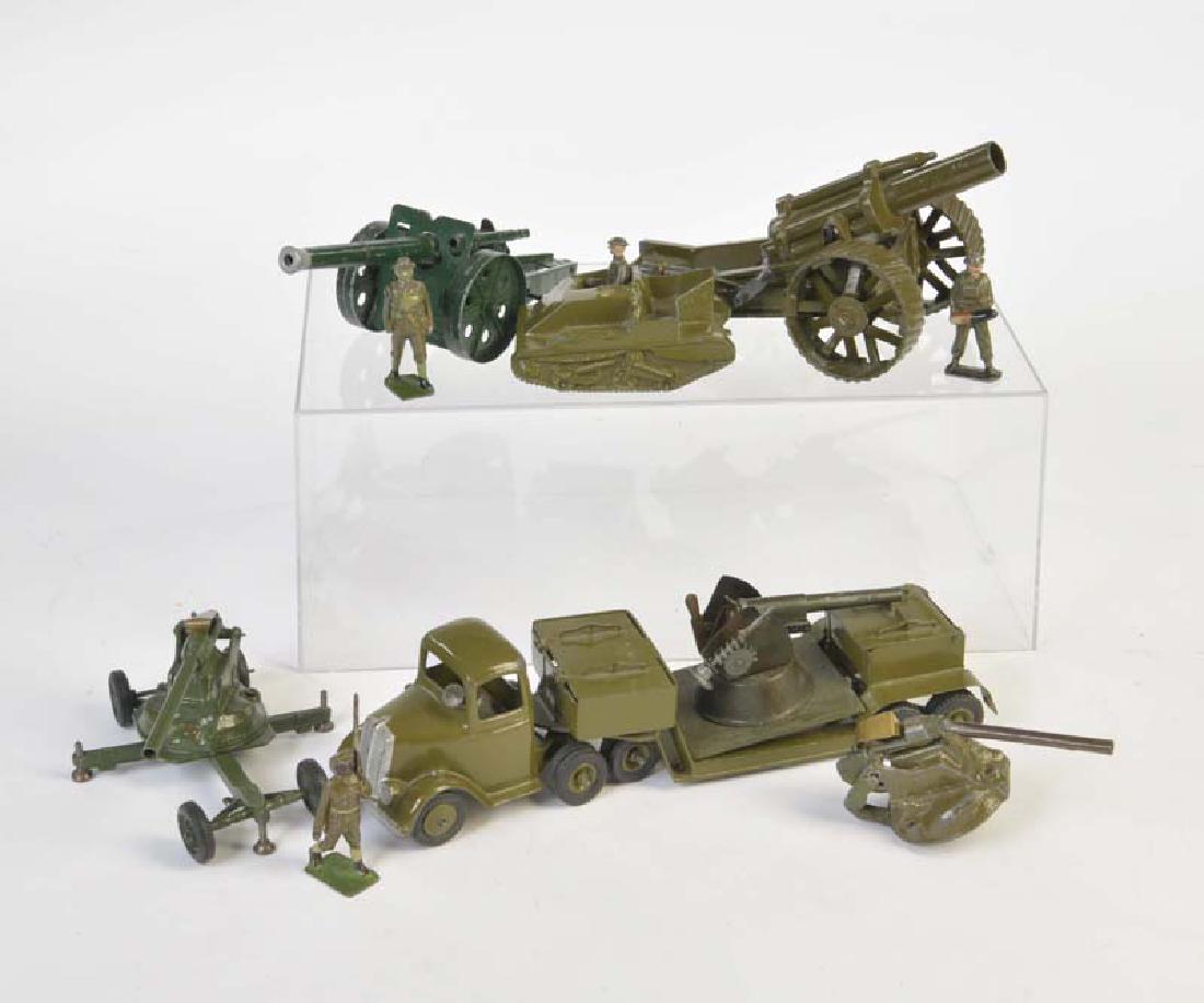 Britains, GroÃŸes Konvolut Fahrzeuge, Geschuetze + (1 of 1)