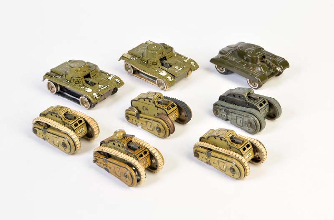 Gama, 8 kleine Panzer (1 of 1)