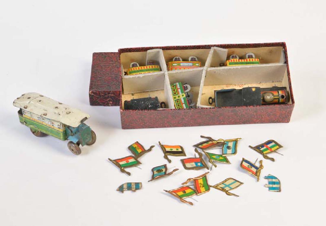 Pennytoy, Bus + Zug + Anstecknadeln (1 of 1)