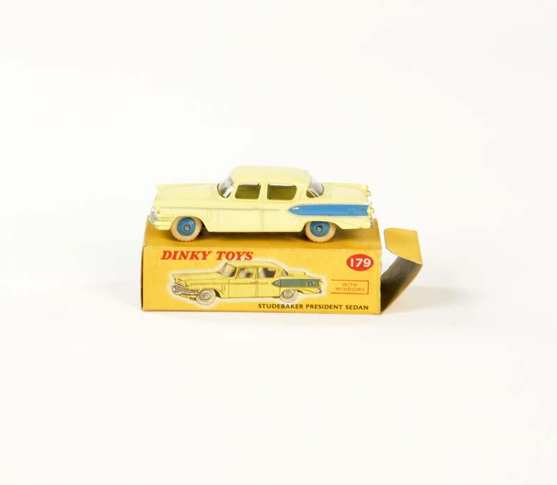 Dinky Toys, Studebaker President (1 of 1)