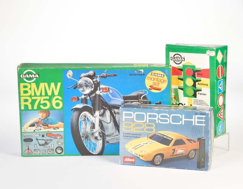 Gama, Ampel, BMW R 75/6 + Porsche 928 (1 of 1)