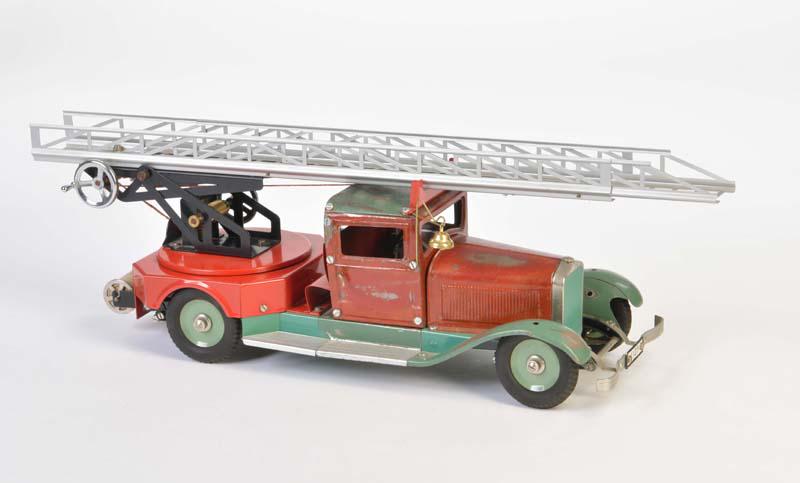 Hehr, Feuerwehr: Hehr, Fire Engine, tin, without drive, driver's cabin: Maerklin (paint d.), very rare