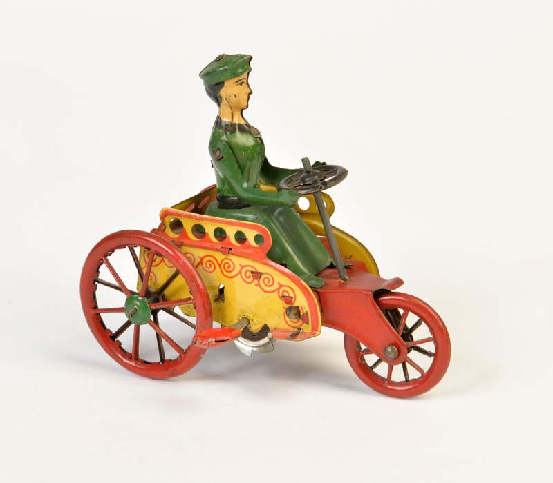 Stock, Frau auf Dreirad (1 of 1)