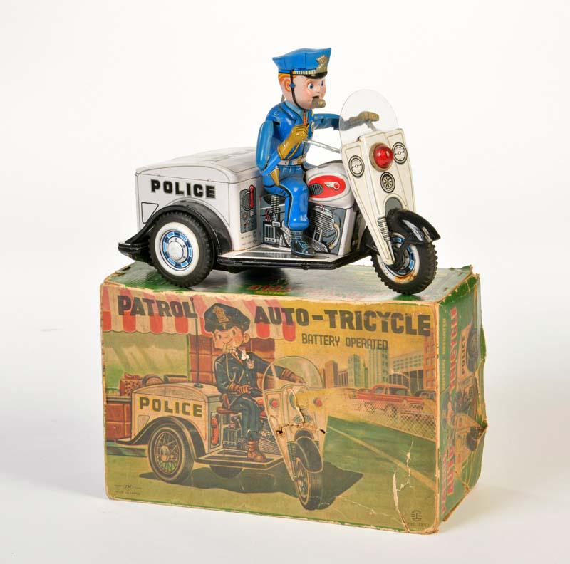 Nomura, Polizei Dreirad (1 of 1)