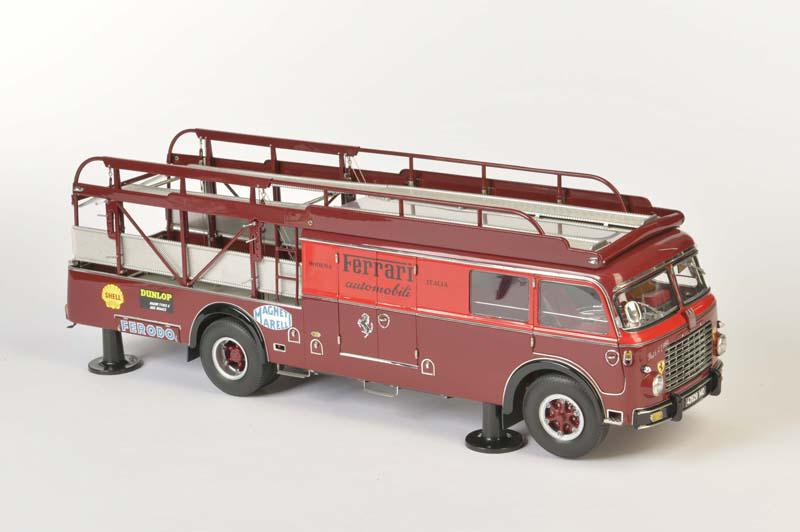CMC, Ferrari Autotransporter (1 of 1)