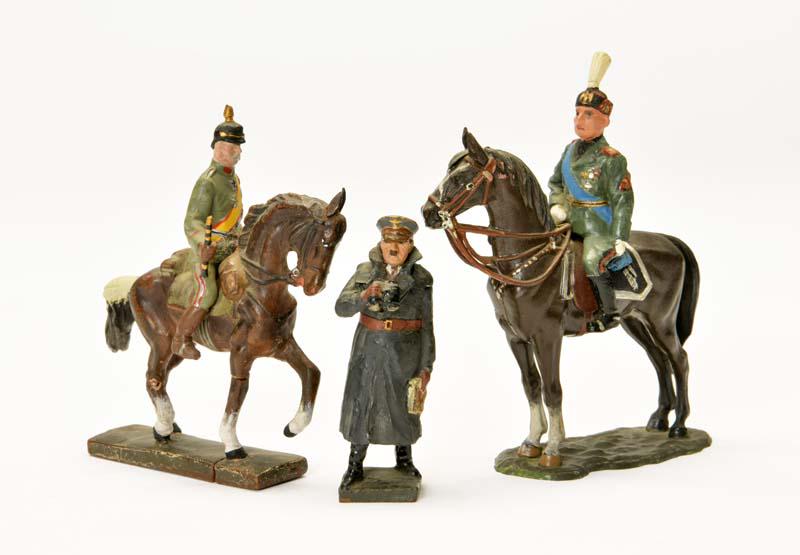 Lineol u.a., 3 politische Figuren (1 of 1)