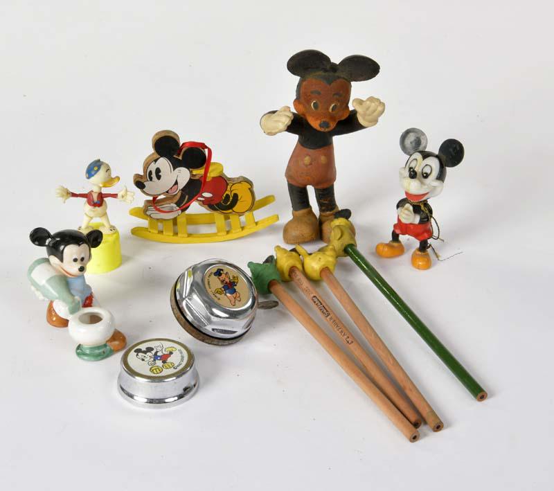 Konvolut  Stifte, Figuren u.a. (1 of 1)