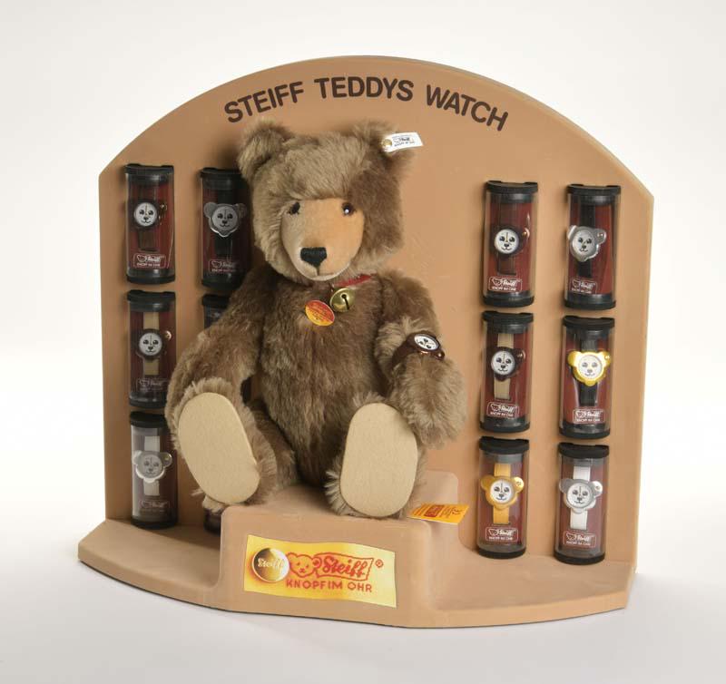 Teddys Watch Display mit 13 Uhren (1 of 1)
