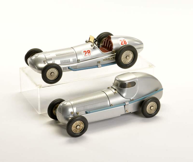 Maerklin, 2 Rennwagen (1 of 1)