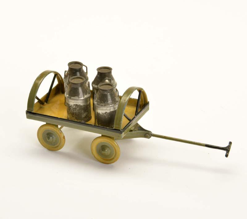 Kibri, Karre mit 4 Milchkannen: Kibri, Cart with 4 Milk Cans, Germany, tin, min. paint d., C 2