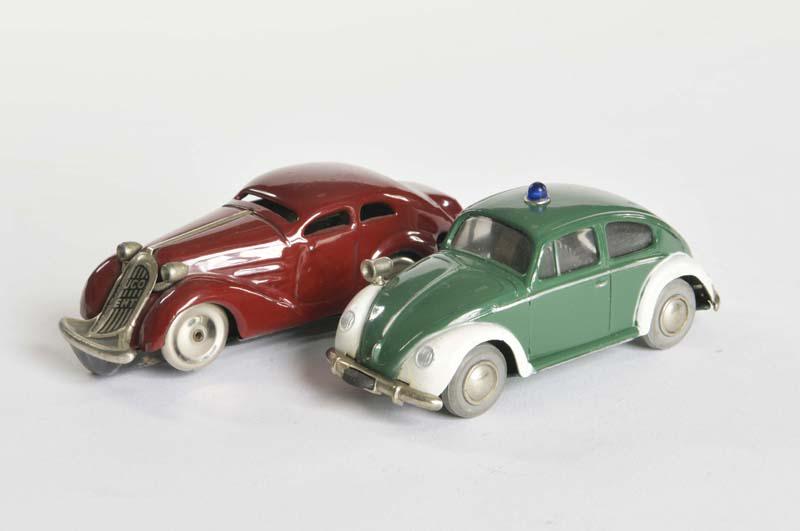 Schuco, Micro Racer 1046 + Patent Wendeauto 1001 (1 of 3)