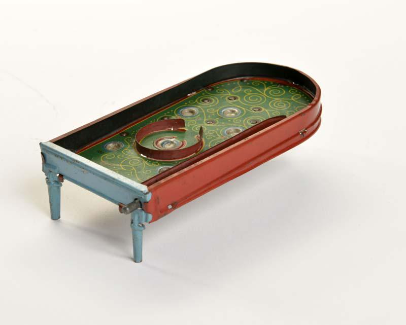 Distler, Penny Toy Pin Ball Spiel (1 of 2)