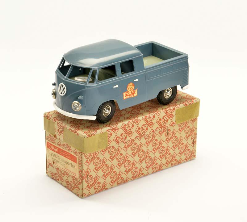 Steiff, VW Transporter Pritschenwagen (1 of 3)