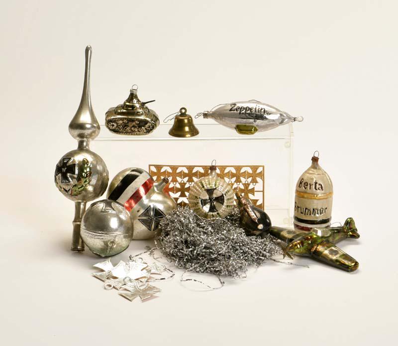 Konvolut von patriotischem Weihnachtsschmuck, 1. + 2. (1 of 1)