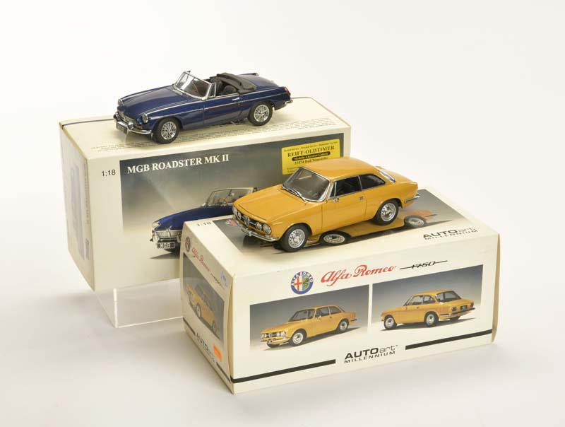 Autoart, Alfa Romeo 1750 + MGB Roadster MK II (1 of 1)