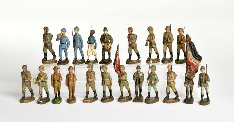 Elastolin, 21 deutsche, englische + franzoesische (1 of 1)