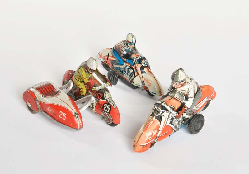 Huki, 3 Motorraeder (1 of 1)