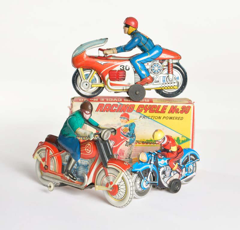 TN u.a., 3 Motorraeder (1 of 1)