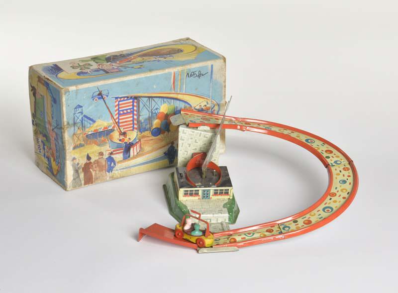 Hoefler, Kirmesbahn (1 of 3)