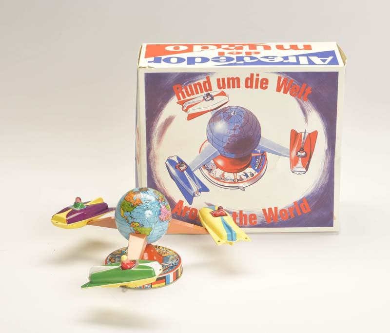 Schopper, Flugzeug Karussell "Rund um die Welt" (1 of 2)