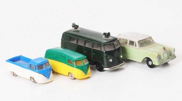 Siku: Siku and Lego, 4 Cars, mixed condition, Deutsche Beschreibung: Siku u. Lego, 4 Modelautos, gemischter Zustand, (2687)