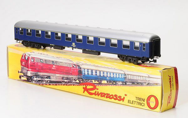 Rivarossi: Rivarossi, Gauge 0 wagon, Italy, original box condition 2, condition 1- Deutsche Beschreibung: Rivarossi, Spur 0 Wagen, Italy, 59cm, Okt Z 2, Z 1- (2686)