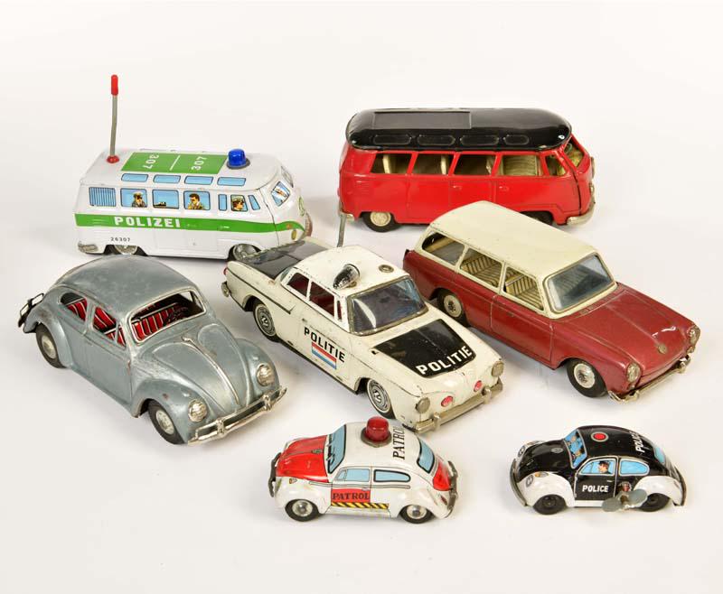Bandai u.a., 7 Fahrzeuge (VW Busse u.a.) (1 of 1)