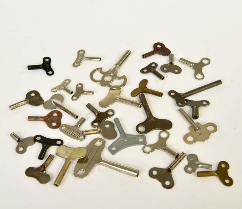 Gama, Schuco u.a., 30 Schluessel: Gama, Schuco a.o., 30 Keys, please inspect