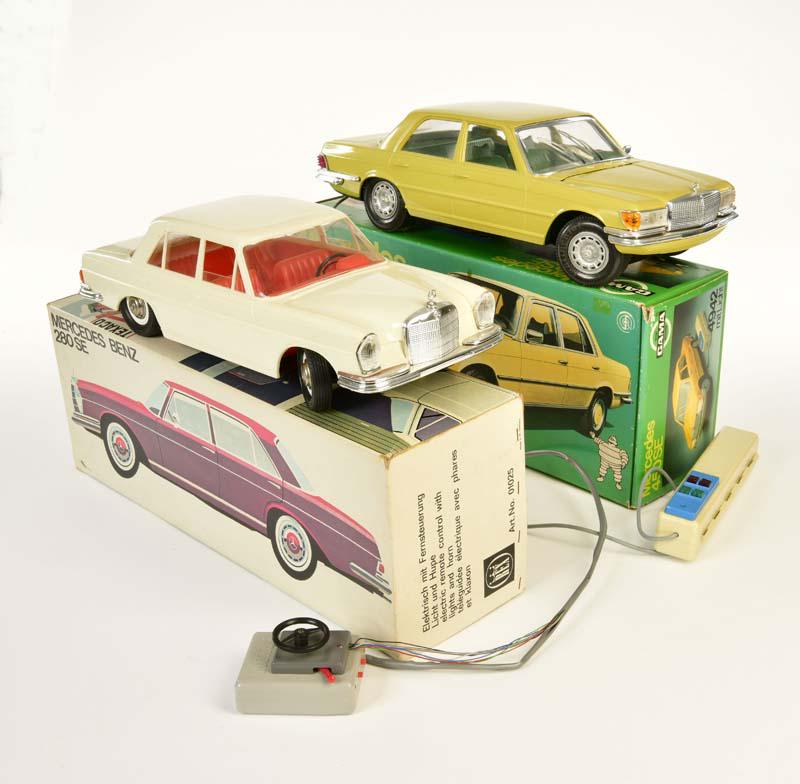 Gama, Rex, Mercedes 450 SE + Mercedes 280 SE (1 of 1)