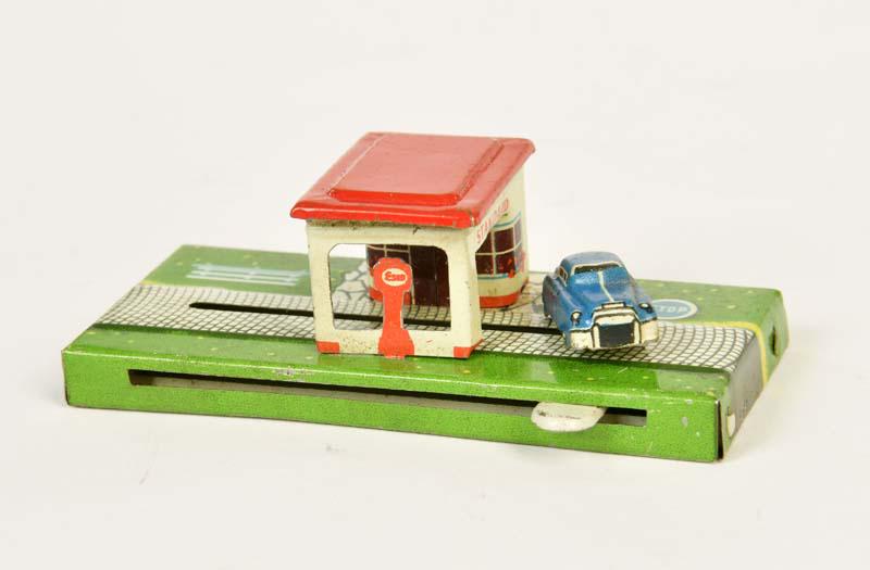 Fischer, Penny Toy EssO Tankstelle + Wendelimousine (1 of 4)