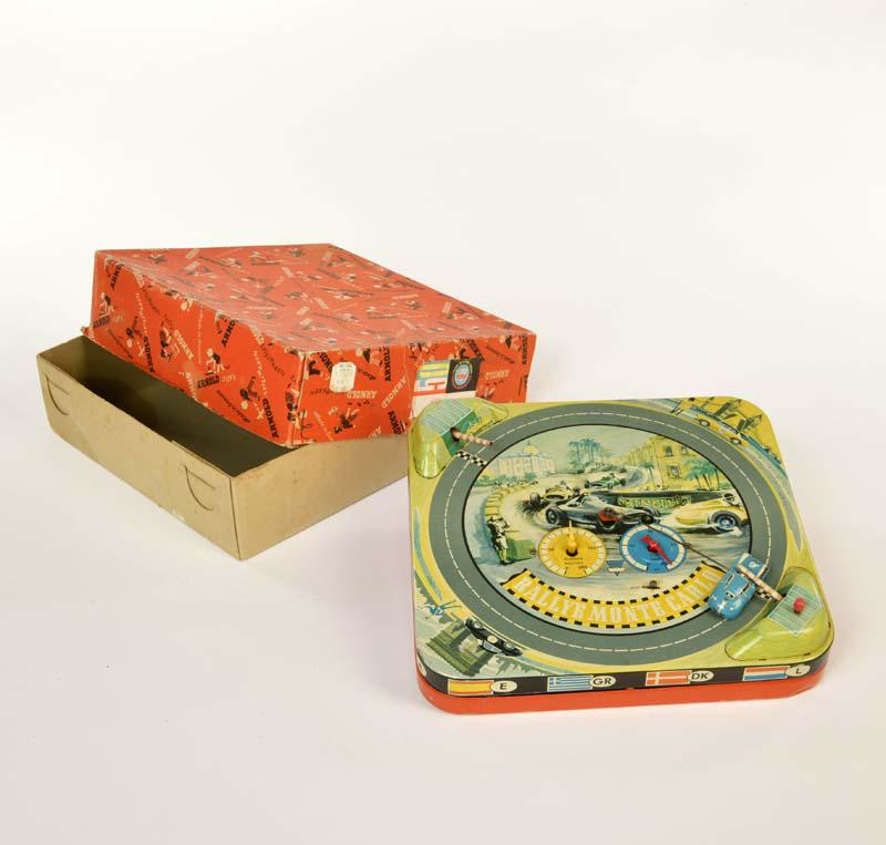 Arnold, Rund Rennbahn Monaco (1 of 2)